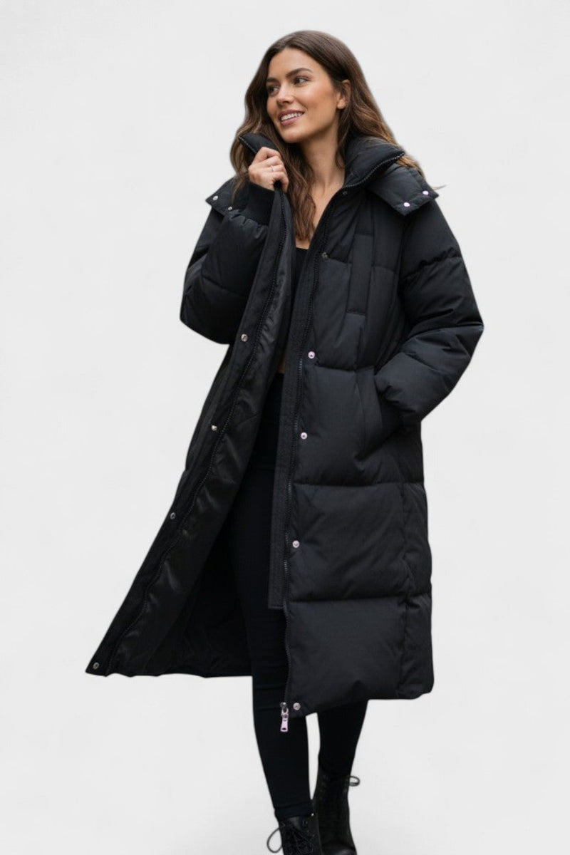 Gabriela – Fur jacket with hood – Black / M