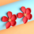 Gold flower earrings – Red