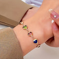 Unique heart-shaped bracelet – Silver