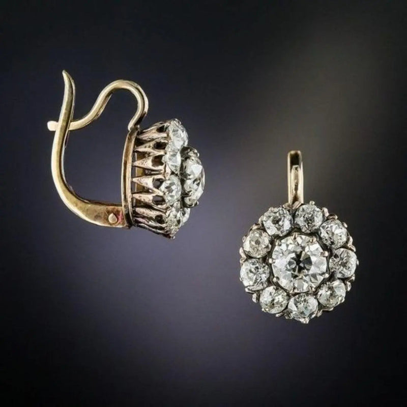 Vintage earrings in gold